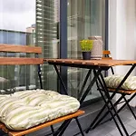 Platinum Designer Flat With Balcony & Parking By Flat Manager Appartement *