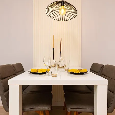 Platinum Designer Flat With Balcony & Parking By Flat Manager * פלובדיב