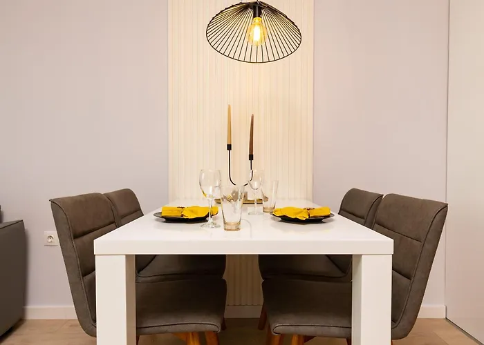 Platinum Designer Flat With Balcony & Parking By Flat Manager * Пловдив